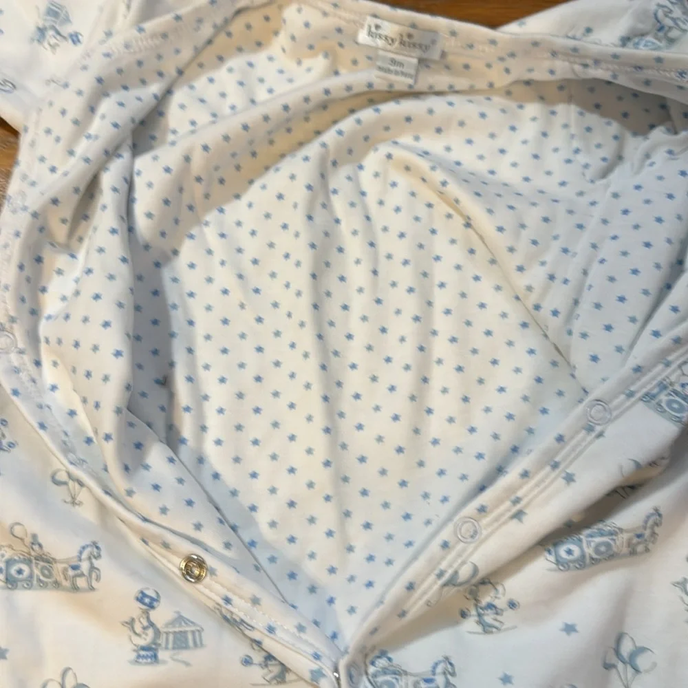 Kissy Kissy 9 month boy bundle - Picture 8 of 11